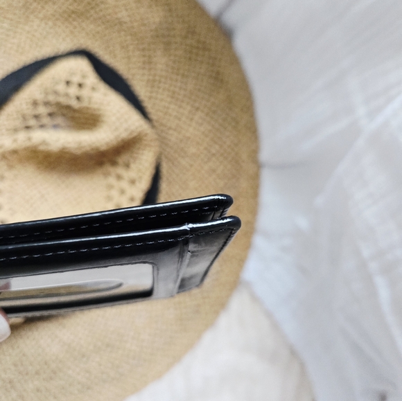 Authentic YSL Yves Saint Laurent Black Leather Wallet Clutch Card Holder Case - Picture 14 of 15